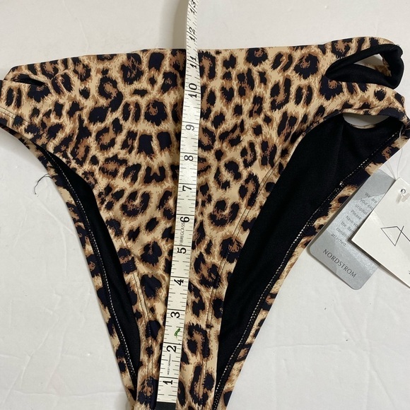 VYB Keyhole Leopard High Waisted Bikini Bottoms - Picture 5 of 6